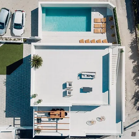 Villa High View House *