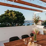 Villa High View House